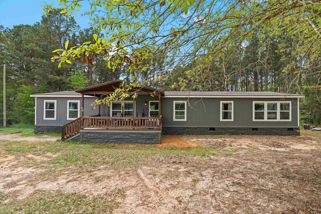 731 County Road 418D, Henderson, TX 75652