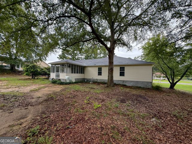 105 Mockingbird Drive, Dublin, GA 31021