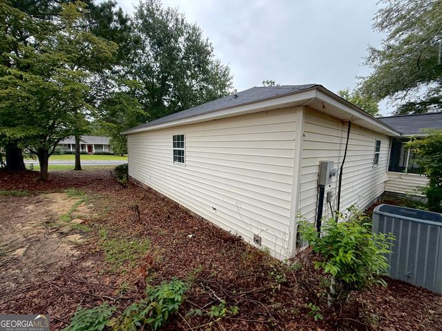 105 Mockingbird Drive, Dublin, GA 31021