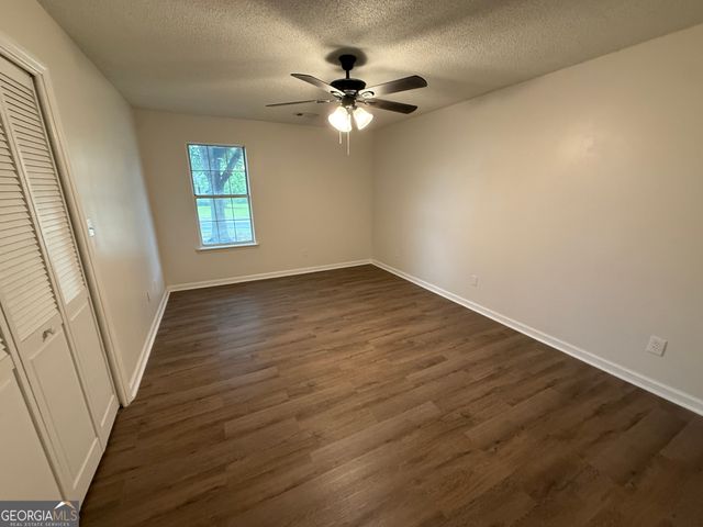 105 Mockingbird Drive, Dublin, GA 31021