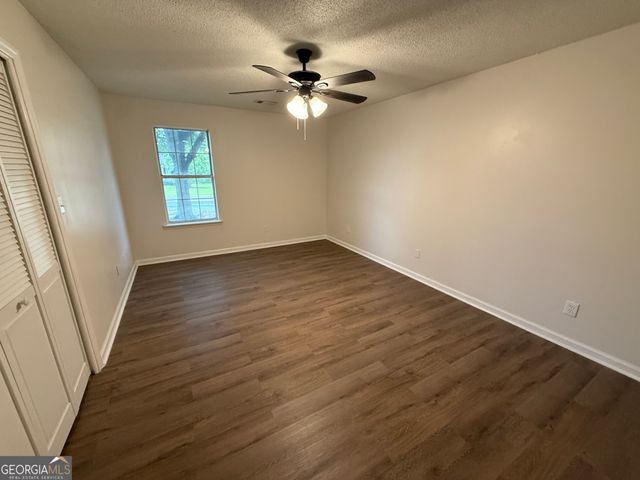 105 Mockingbird Drive, Dublin, GA 31021