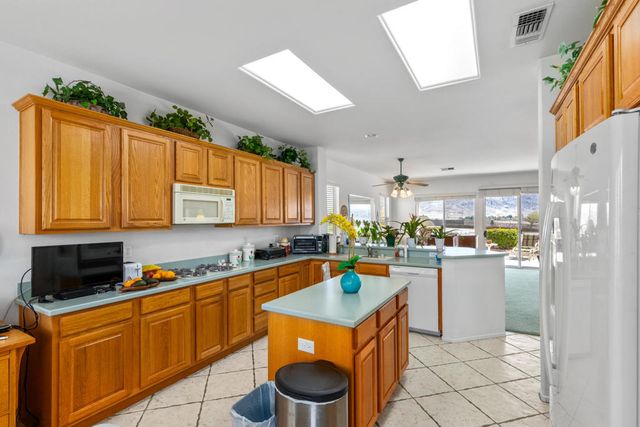 37338 Turnberry Isle Drive, Palm Desert, CA 92211