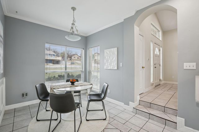 21002 Boggy Ford RD, Lago Vista, TX 78645