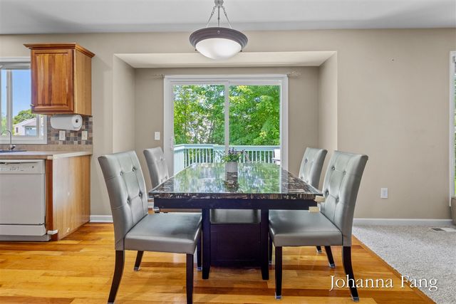 3673 Maple Hurst Drive, Grand Rapids, MI 49512