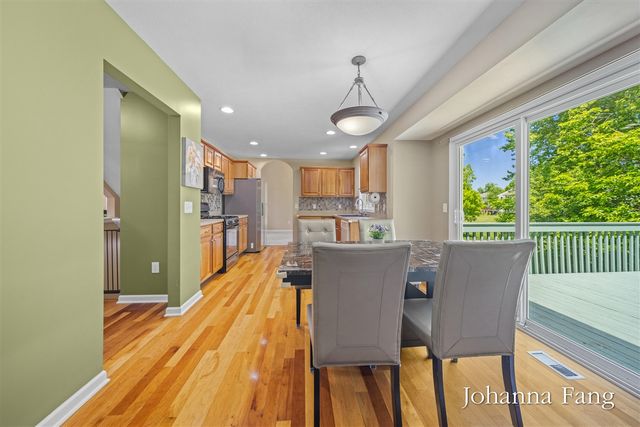 3673 Maple Hurst Drive, Grand Rapids, MI 49512
