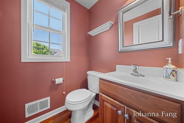 3673 Maple Hurst Drive, Grand Rapids, MI 49512