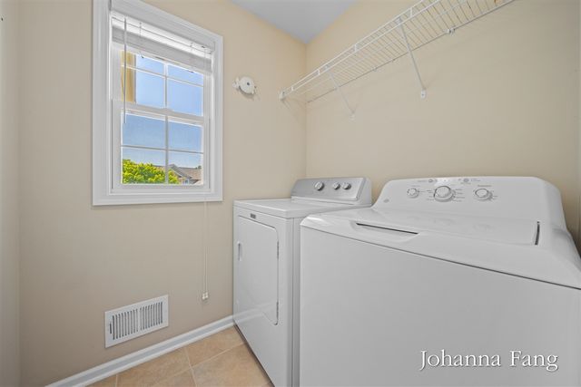 3673 Maple Hurst Drive, Grand Rapids, MI 49512
