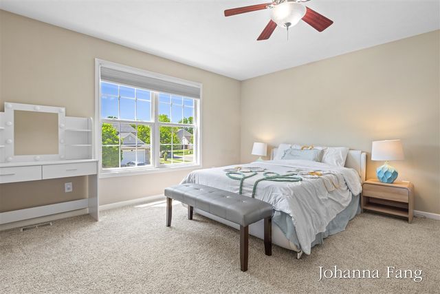 3673 Maple Hurst Drive, Grand Rapids, MI 49512