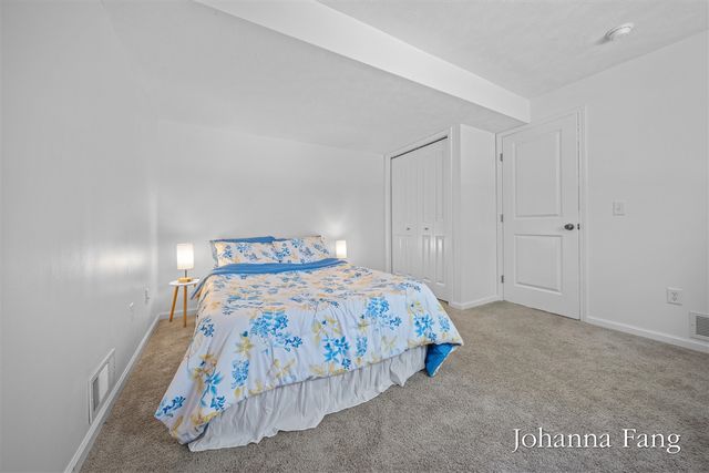 3673 Maple Hurst Drive, Grand Rapids, MI 49512