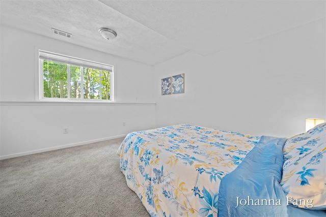 3673 Maple Hurst Drive, Grand Rapids, MI 49512