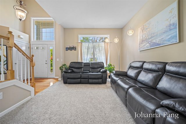 3673 Maple Hurst Drive, Grand Rapids, MI 49512