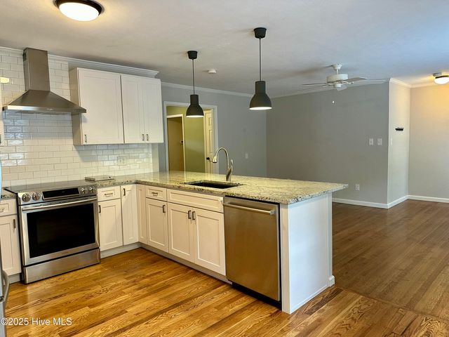 6 Briarwood Place, Pinehurst, NC 28374