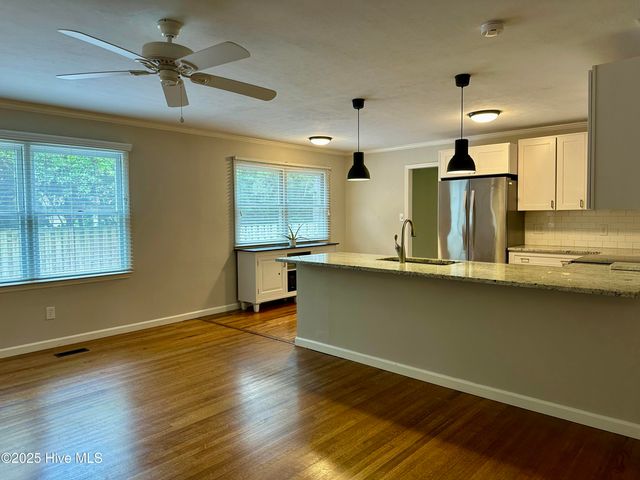 6 Briarwood Place, Pinehurst, NC 28374