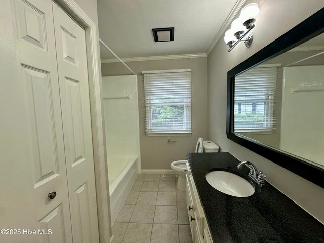 6 Briarwood Place, Pinehurst, NC 28374