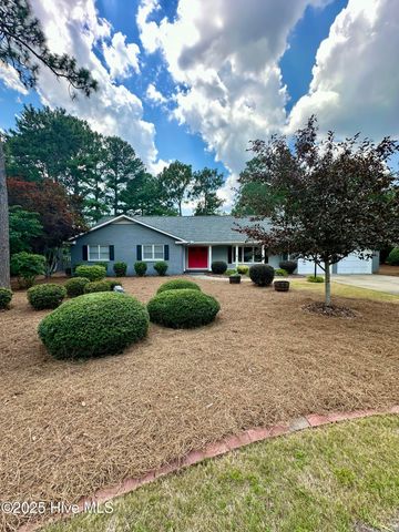 6 Briarwood Place, Pinehurst, NC 28374