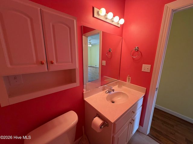 2059 Briarwood Drive, Kinston, NC 28501