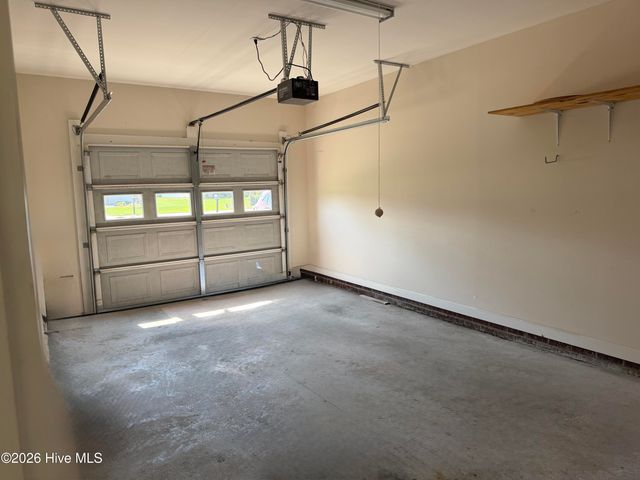 2059 Briarwood Drive, Kinston, NC 28501
