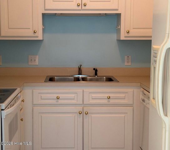 2059 Briarwood Drive, Kinston, NC 28501