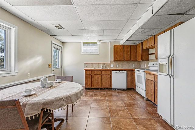 1405 Swarthout Road, Pinckney, MI 48169