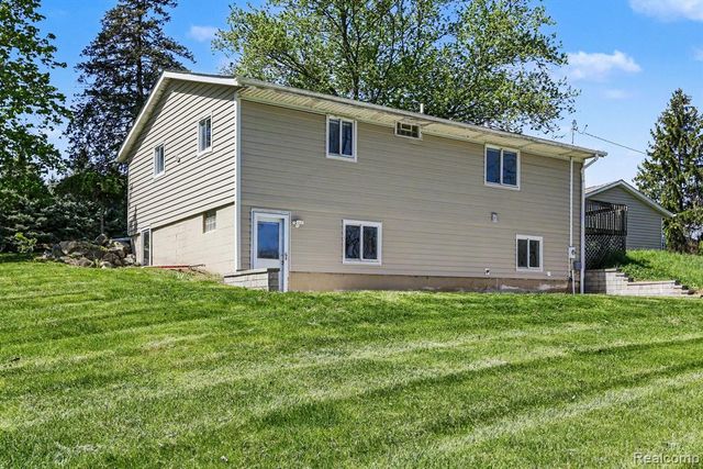 1405 Swarthout Road, Pinckney, MI 48169