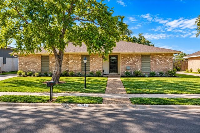 4317 Boros St, Corpus Christi, TX 78413