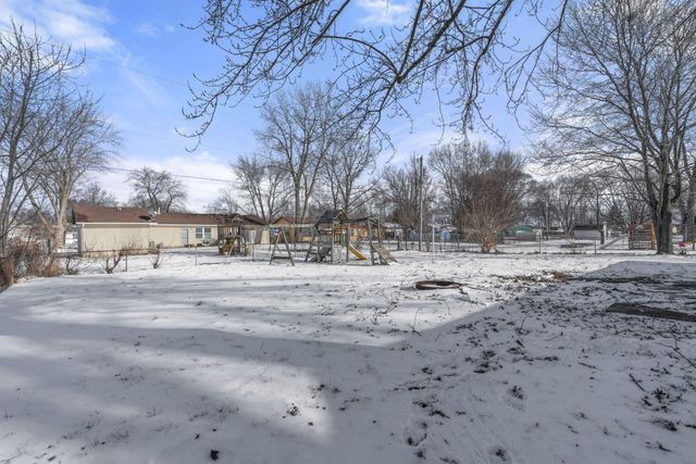 417 W 600 N, Valparaiso, IN 46385