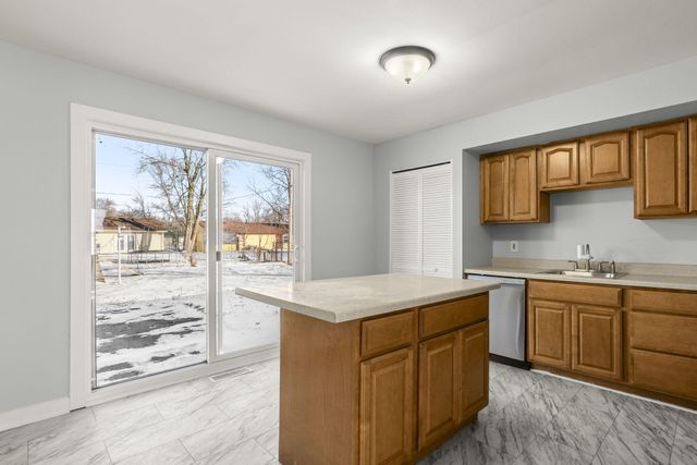 417 W 600 N, Valparaiso, IN 46385