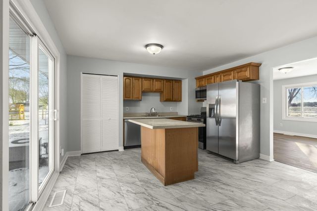 417 W 600 N, Valparaiso, IN 46385