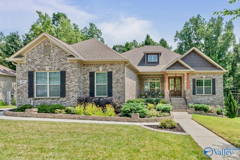 29 Natures Ridge Way, Huntsville, AL 35803