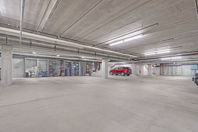 647 Metropolitan Way 508, Des Plaines, IL 60016