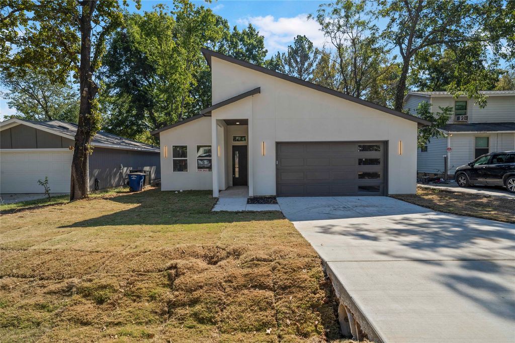 2228 Echo Lake Drive, Dallas, TX 75253