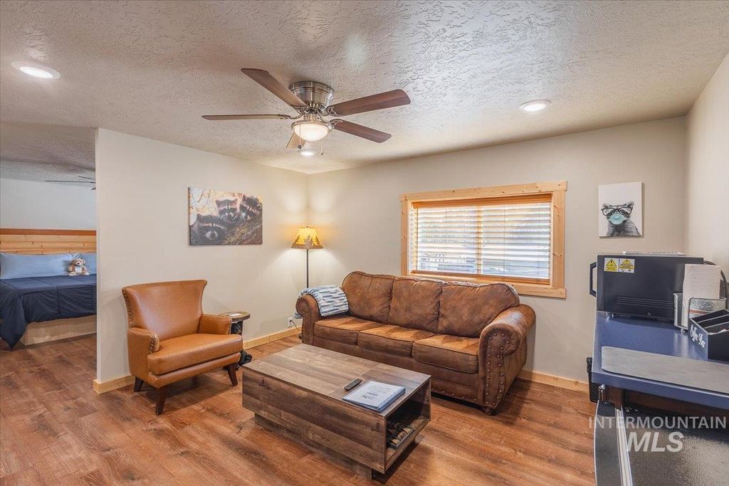 486 S Middlefork Rd, Garden Valley, ID 83622 photo 3