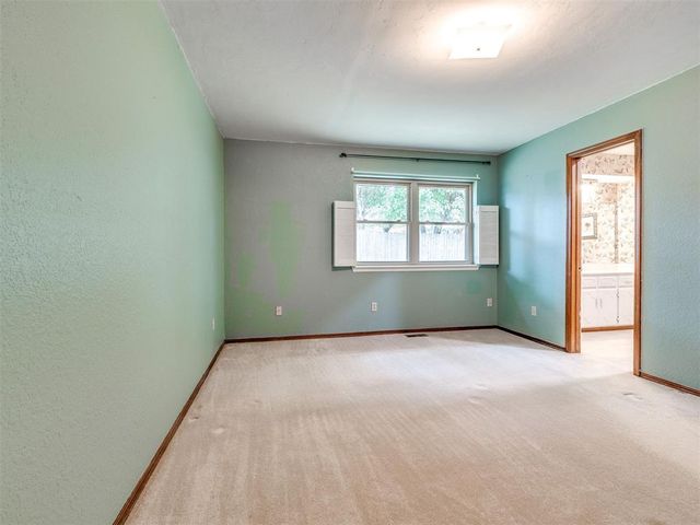509 Old English Road, Edmond, OK 73003