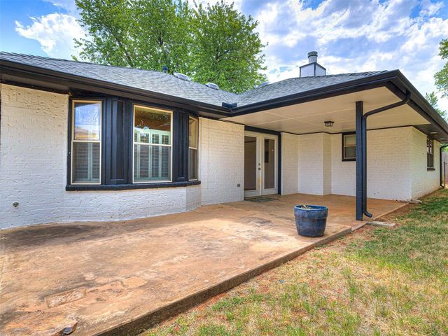 509 Old English Road, Edmond, OK 73003