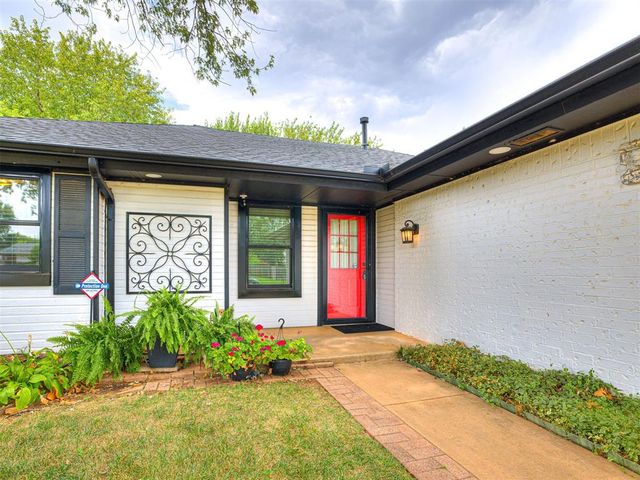 509 Old English Road, Edmond, OK 73003