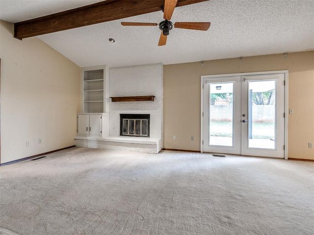 509 Old English Road, Edmond, OK 73003
