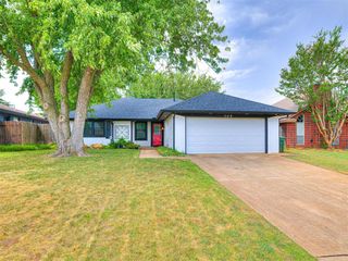 509 Old English Road, Edmond, OK 73003
