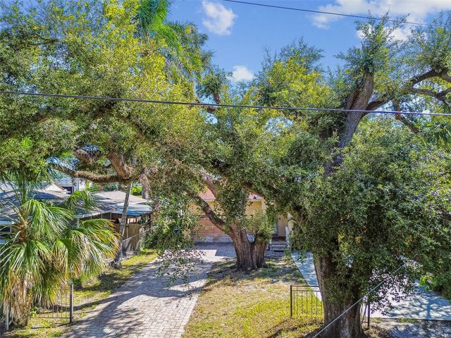 7215 N DUNCAN AVENUE, Tampa, FL 33604