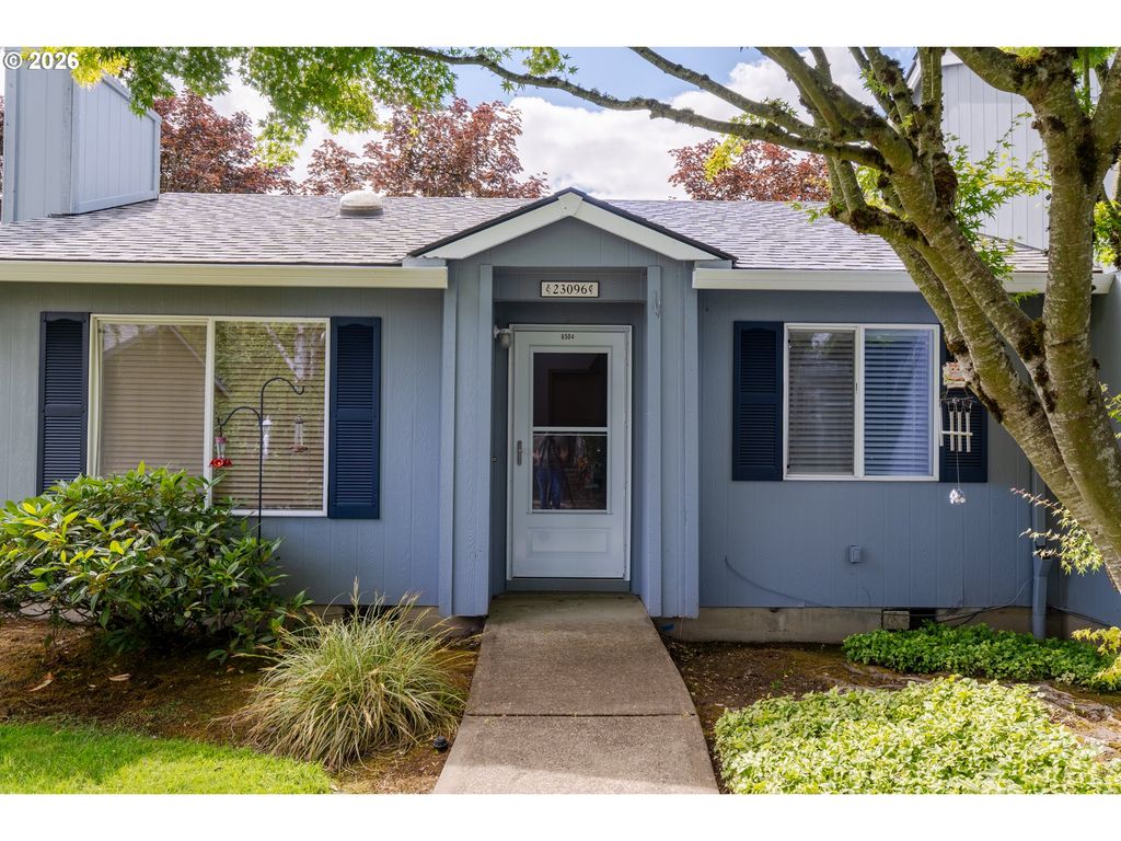 6504 Ne CHESTNUT St, Hillsboro, OR 97124
