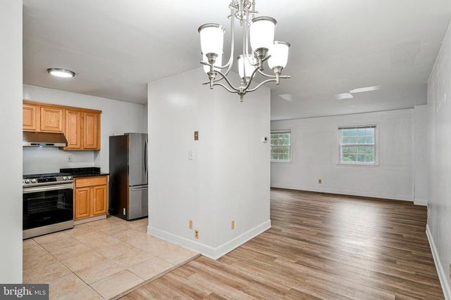 14707 BENTLEY SQ, Centreville, VA 20120