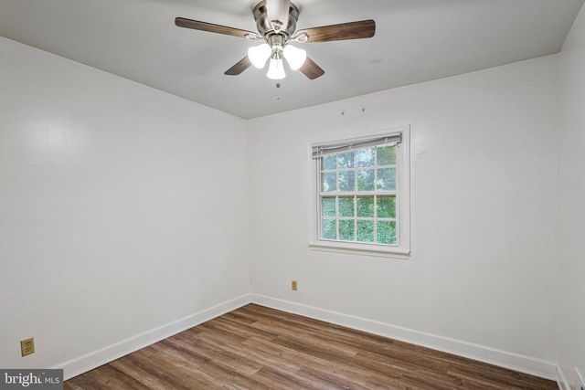 14707 BENTLEY SQ, Centreville, VA 20120