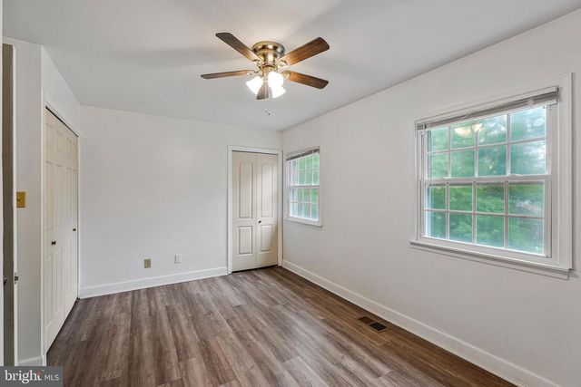 14707 BENTLEY SQ, Centreville, VA 20120
