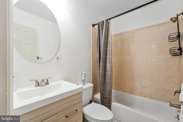 14707 BENTLEY SQ, Centreville, VA 20120