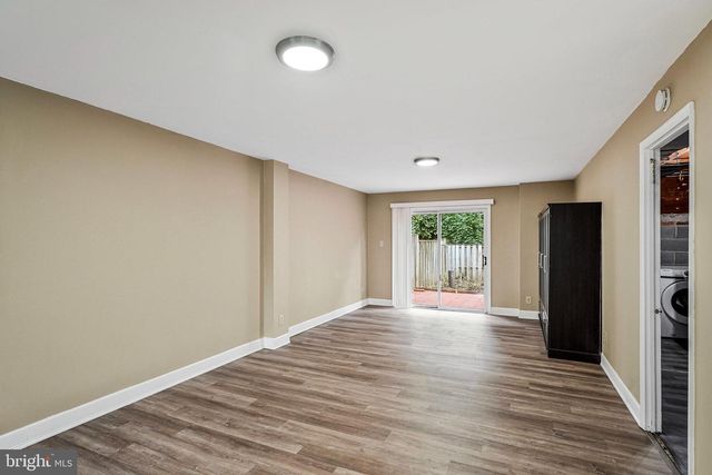 14707 BENTLEY SQ, Centreville, VA 20120