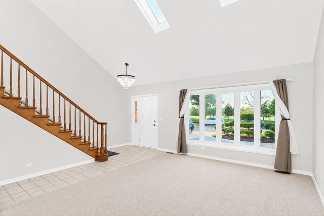 1441 W AUTUMN Trail, Addison, IL 60101