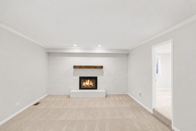 1441 W AUTUMN Trail, Addison, IL 60101