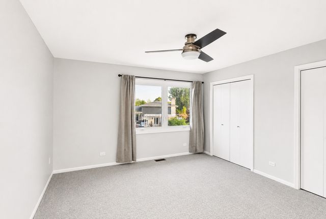 1441 W AUTUMN Trail, Addison, IL 60101
