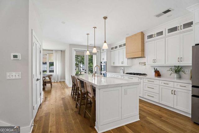 1008 Herndon Street NW, Atlanta, GA 30318