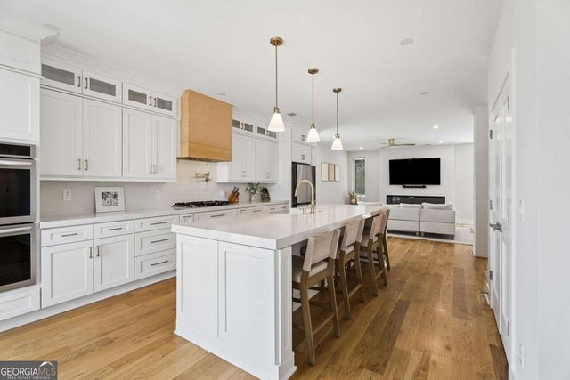 1008 Herndon Street NW, Atlanta, GA 30318
