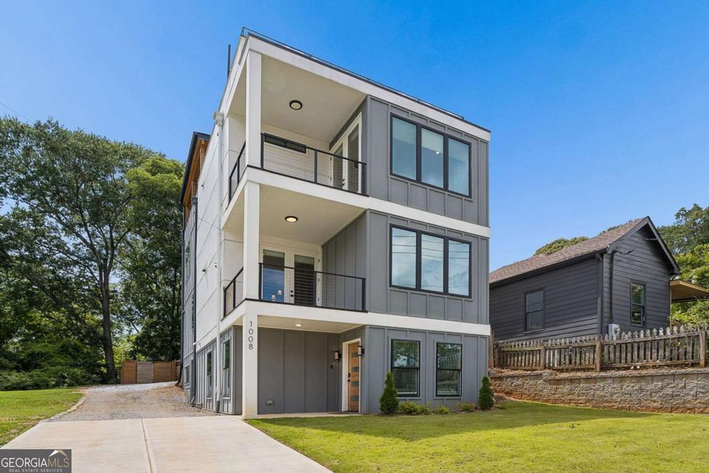 1008 Herndon Street NW, Atlanta, GA 30318